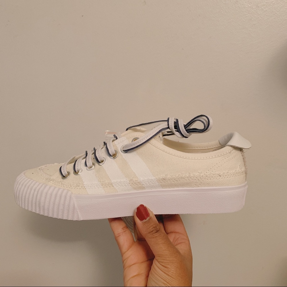 NWT Adidas Nizza by Donald Glover